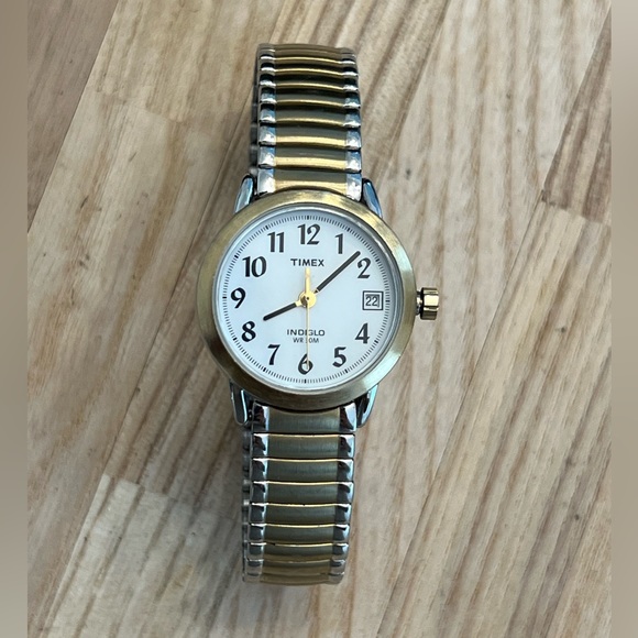 Timex Ladies Watch Indiglo White Dial Two Tone Stainless Bracelet Date Window - Picture 4 of 9